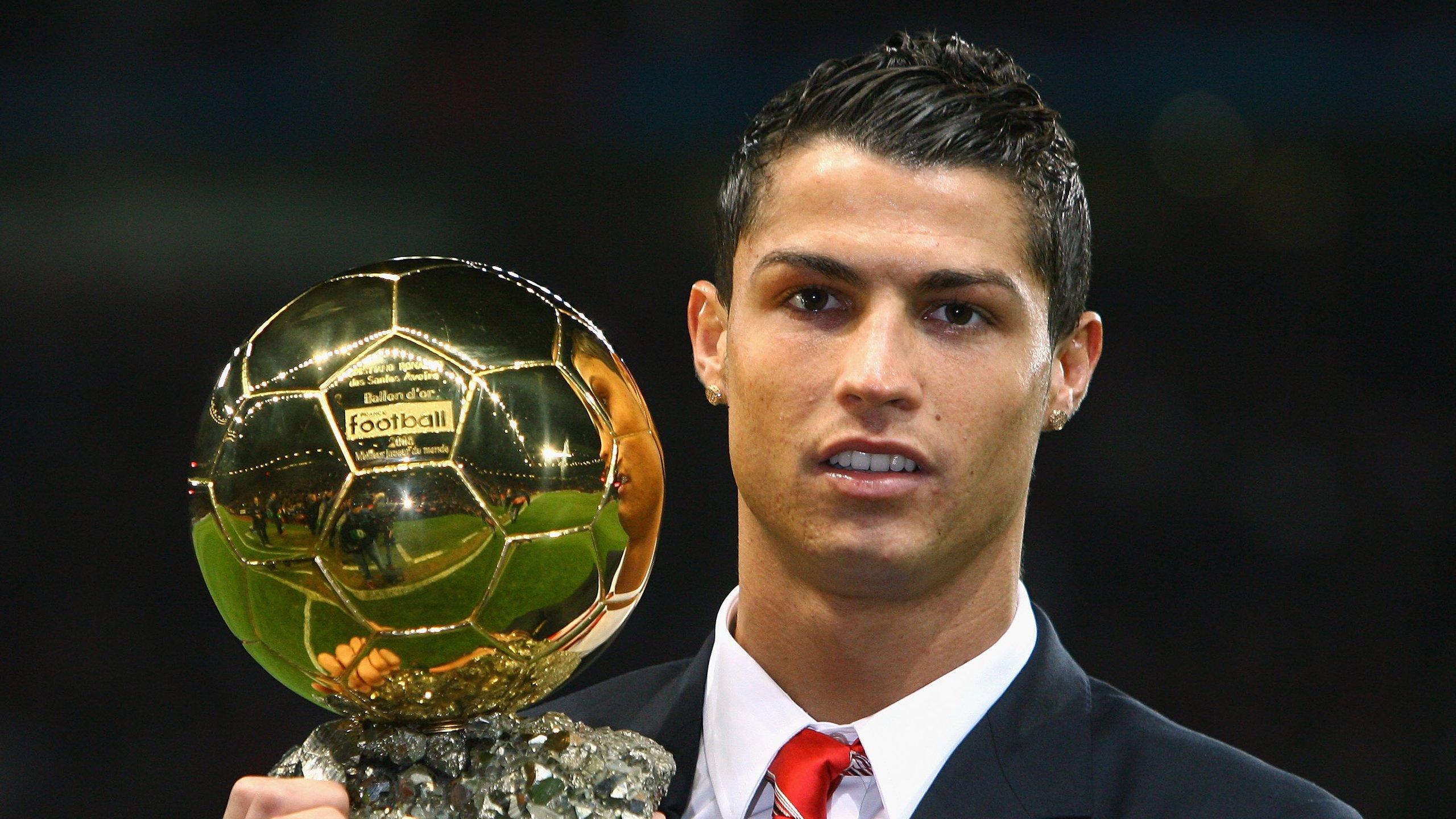 伊万年度最佳球员投票引热议,维尼修斯、哈兰德、卡瓦哈尔成三大热门